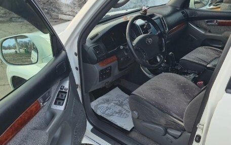 Toyota Land Cruiser Prado 120 рестайлинг, 2008 год, 2 800 000 рублей, 8 фотография