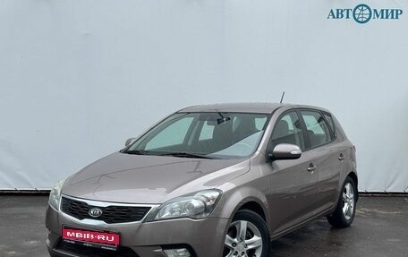 KIA cee'd I рестайлинг, 2010 год, 803 000 рублей, 1 фотография
