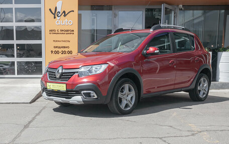 Renault Sandero II рестайлинг, 2021 год, 1 098 000 рублей, 2 фотография