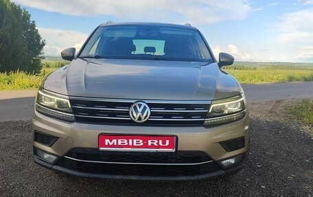 Volkswagen Tiguan II, 2017 год, 2 350 000 рублей, 1 фотография