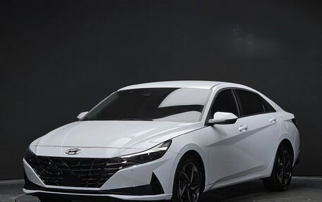Hyundai Avante, 2022 год, 1 750 000 рублей, 1 фотография
