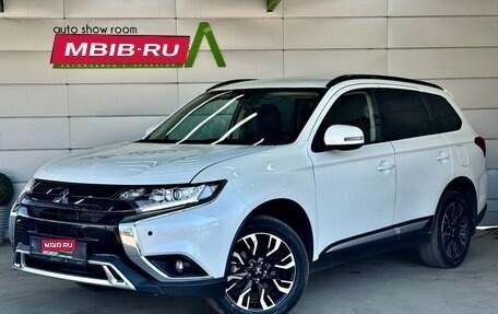 Mitsubishi Outlander III рестайлинг 3, 2021 год, 2 499 000 рублей, 1 фотография