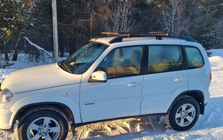Chevrolet Niva I рестайлинг, 2013 год, 600 000 рублей, 3 фотография