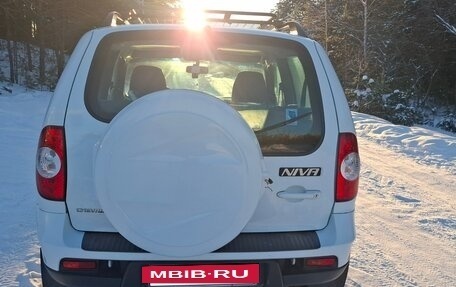 Chevrolet Niva I рестайлинг, 2013 год, 600 000 рублей, 6 фотография