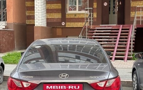Hyundai Sonata VI, 2010 год, 730 000 рублей, 5 фотография