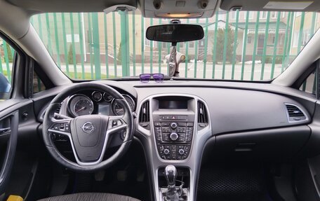 Opel Astra J, 2014 год, 920 000 рублей, 12 фотография