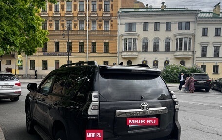 Toyota Land Cruiser Prado 150 рестайлинг 2, 2022 год, 7 990 000 рублей, 8 фотография