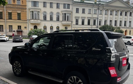 Toyota Land Cruiser Prado 150 рестайлинг 2, 2022 год, 7 990 000 рублей, 7 фотография
