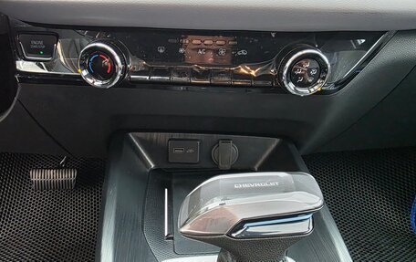 Chevrolet Monza, 2024 год, 1 570 000 рублей, 17 фотография
