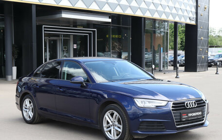 Audi A4, 2018 год, 2 320 000 рублей, 3 фотография