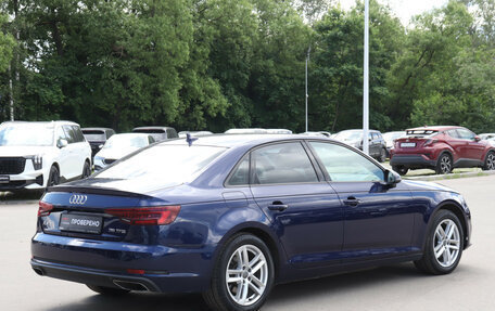 Audi A4, 2018 год, 2 320 000 рублей, 5 фотография