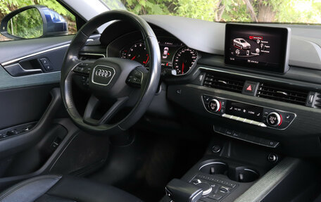 Audi A4, 2018 год, 2 320 000 рублей, 13 фотография