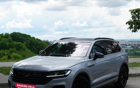 Volkswagen Touareg III, 2019 год, 5 100 000 рублей, 2 фотография