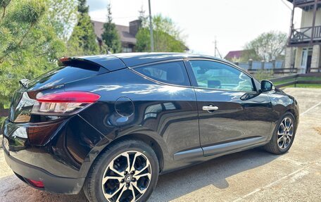 Renault Megane III, 2011 год, 675 000 рублей, 2 фотография