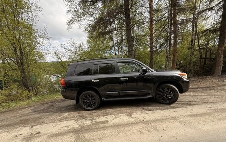 Toyota Land Cruiser 200, 2013 год, 5 400 000 рублей, 2 фотография