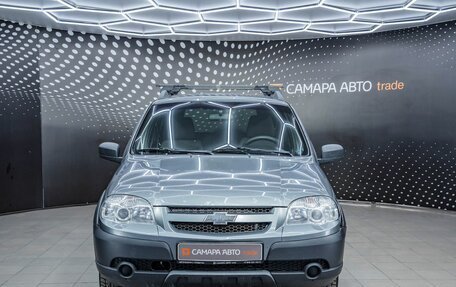 Chevrolet Niva I рестайлинг, 2017 год, 647 000 рублей, 7 фотография