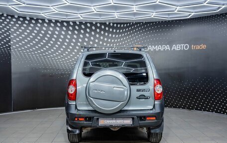 Chevrolet Niva I рестайлинг, 2017 год, 647 000 рублей, 8 фотография