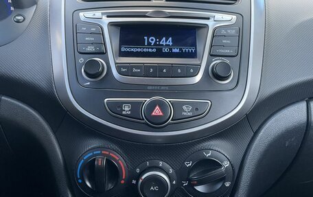 Hyundai Solaris II рестайлинг, 2014 год, 999 000 рублей, 14 фотография