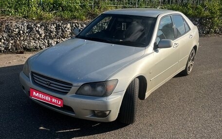 Toyota Altezza, 1999 год, 750 000 рублей, 3 фотография