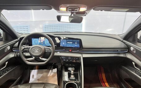 Hyundai Elantra, 2022 год, 1 750 000 рублей, 9 фотография