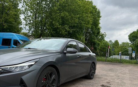 Hyundai Elantra, 2022 год, 1 750 000 рублей, 3 фотография