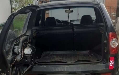 Chevrolet Niva I рестайлинг, 2011 год, 520 000 рублей, 10 фотография