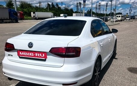 Volkswagen Jetta VI, 2016 год, 1 200 000 рублей, 2 фотография