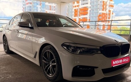 BMW 5 серия, 2019 год, 4 350 000 рублей, 3 фотография