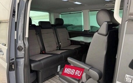 Volkswagen Multivan T6 рестайлинг, 2023 год, 4 300 000 рублей, 30 фотография