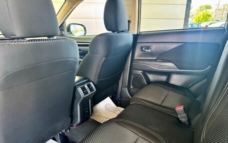 Mitsubishi Outlander III рестайлинг 3, 2021 год, 2 499 000 рублей, 25 фотография