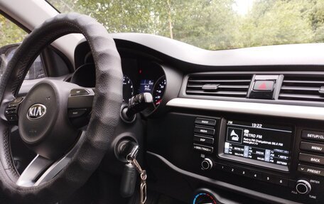 KIA Rio IV, 2020 год, 1 750 000 рублей, 10 фотография