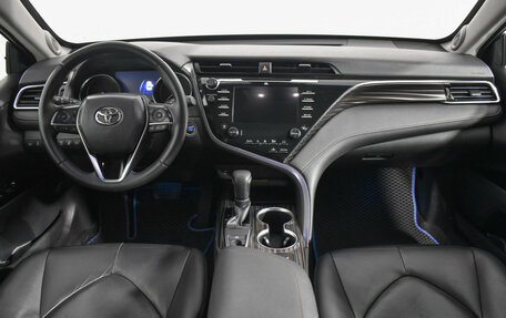 Toyota Camry, 2019 год, 2 489 000 рублей, 14 фотография