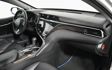 Toyota Camry, 2019 год, 2 489 000 рублей, 13 фотография