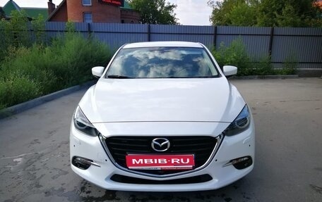 Mazda 3, 2018 год, 1 790 000 рублей, 1 фотография