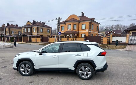 Toyota RAV4, 2019 год, 2 999 000 рублей, 6 фотография