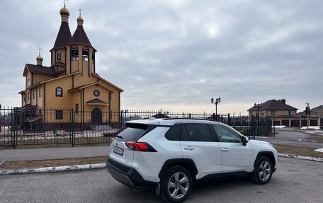 Toyota RAV4, 2019 год, 2 999 000 рублей, 9 фотография