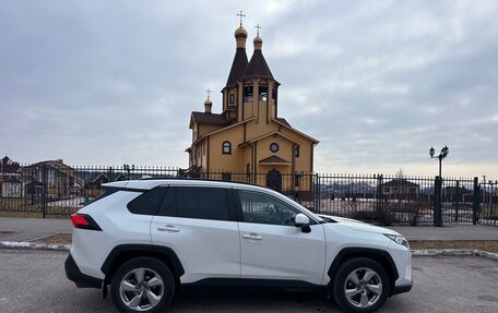 Toyota RAV4, 2019 год, 2 999 000 рублей, 14 фотография