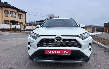 Toyota RAV4, 2019 год, 2 999 000 рублей, 20 фотография