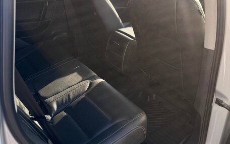 Volkswagen Touareg III, 2011 год, 1 800 000 рублей, 21 фотография