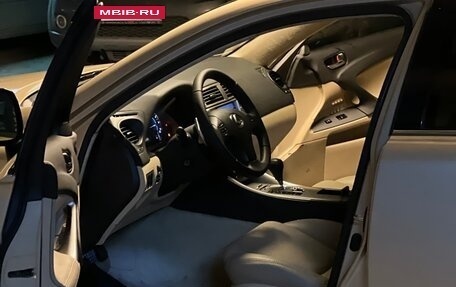 Lexus IS II рестайлинг 2, 2007 год, 1 750 000 рублей, 10 фотография
