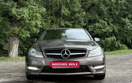Mercedes-Benz C-Класс, 2012 год, 1 800 000 рублей, 2 фотография