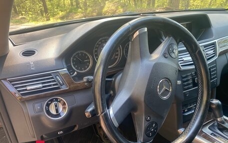Mercedes-Benz E-Класс, 2011 год, 1 050 000 рублей, 7 фотография