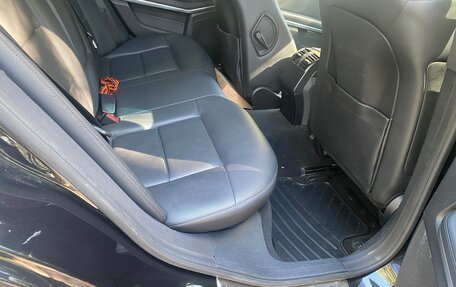 Mercedes-Benz E-Класс, 2011 год, 1 050 000 рублей, 10 фотография