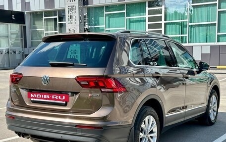Volkswagen Tiguan II, 2018 год, 2 690 000 рублей, 8 фотография