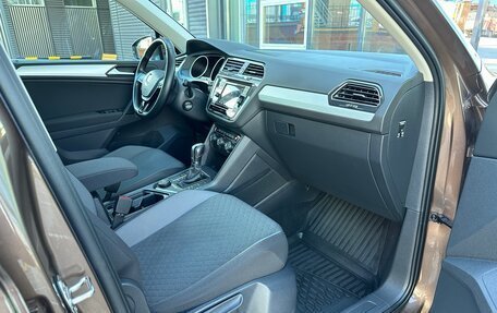 Volkswagen Tiguan II, 2018 год, 2 690 000 рублей, 37 фотография