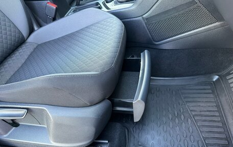 Volkswagen Tiguan II, 2018 год, 2 690 000 рублей, 38 фотография