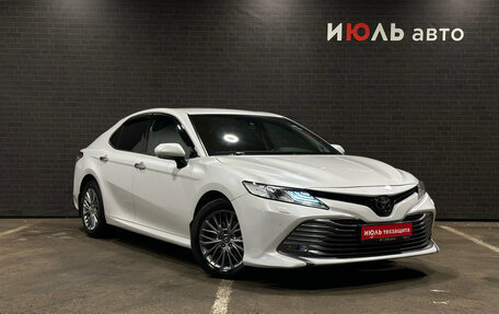 Toyota Camry, 2019 год, 2 900 000 рублей, 3 фотография