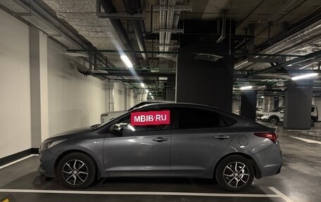 Hyundai Solaris II рестайлинг, 2018 год, 570 000 рублей, 3 фотография