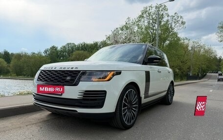 Land Rover Range Rover IV рестайлинг, 2020 год, 9 000 000 рублей, 4 фотография