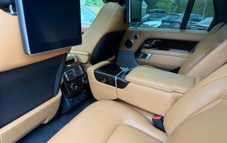 Land Rover Range Rover IV рестайлинг, 2020 год, 9 000 000 рублей, 10 фотография